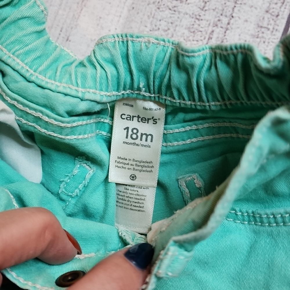 18m Carter's shorts - Picture 4 of 4